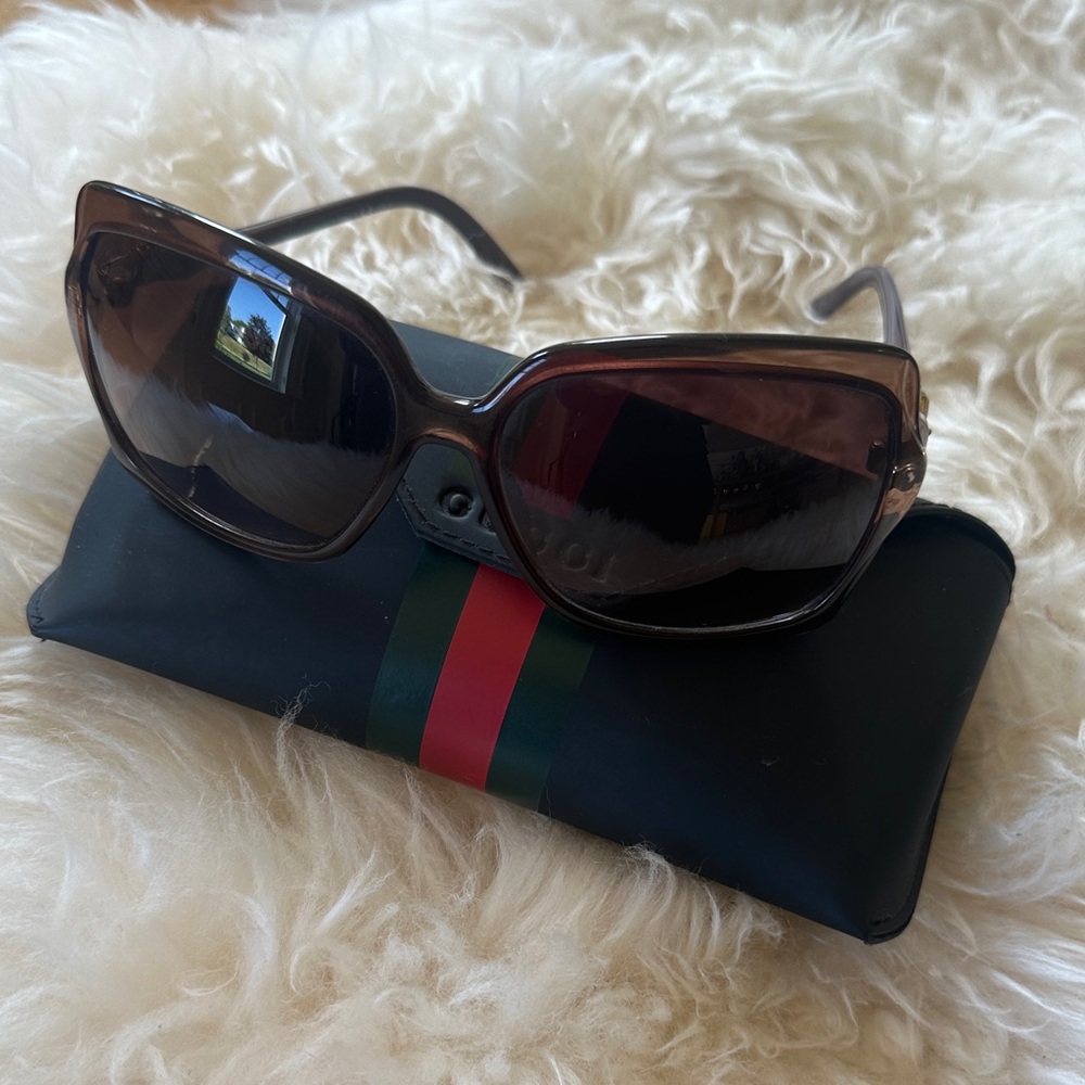 GUCCI Brown Sunglasses with bamboo and silver adornment